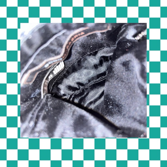 BCBG MAXAZARIA Black Metallic Evening Bag - Picture 8 of 10